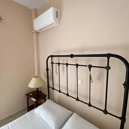 Ilisia Neapoli 1 Apartment