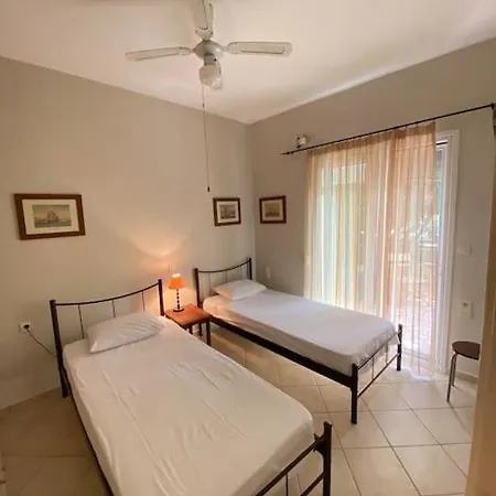 Ilisia Neapoli 1 * Neápolis