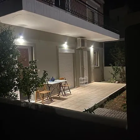 Ilisia Neapoli 1 Apartment *