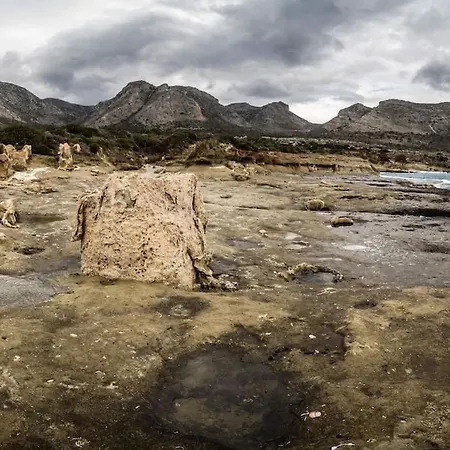 Ilisia Neapoli 1 * Neápolis