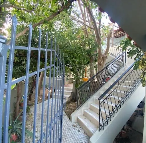 Ilisia Neapoli 1 Appartamento