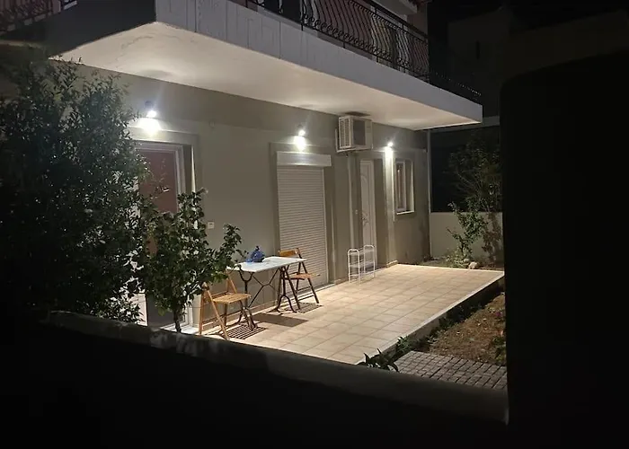 Ilisia Neapoli 1 Appartamento *